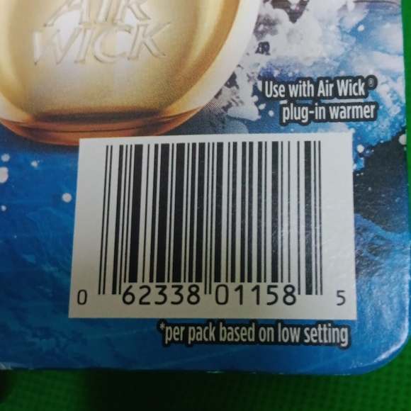 Air Wick Plug In Refills Deep Blue Sea Beach Wood 2 Bulbs NEW Bundles - Picture 4 of 4